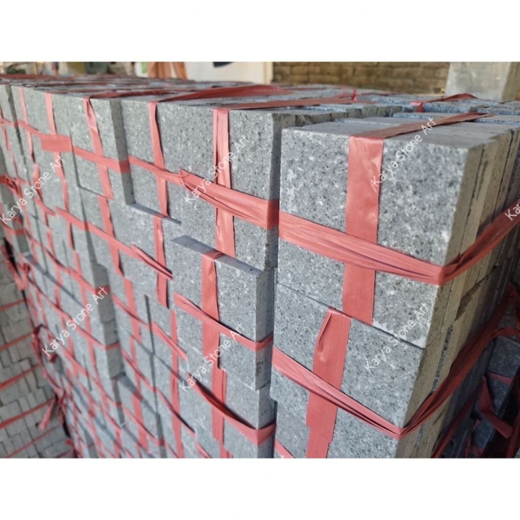Batu Alam Andesit Grey Bakar 10x10x2cm