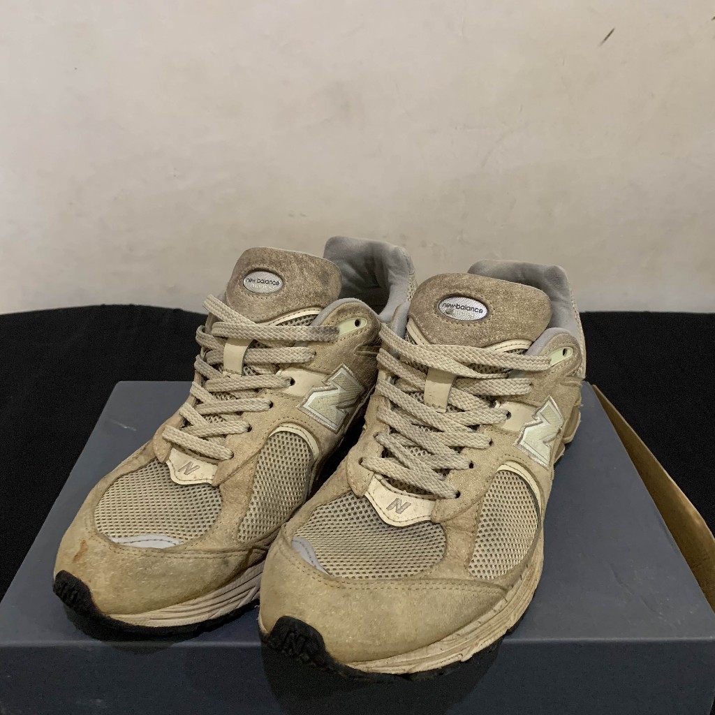 New Balance 2002r Beige Second