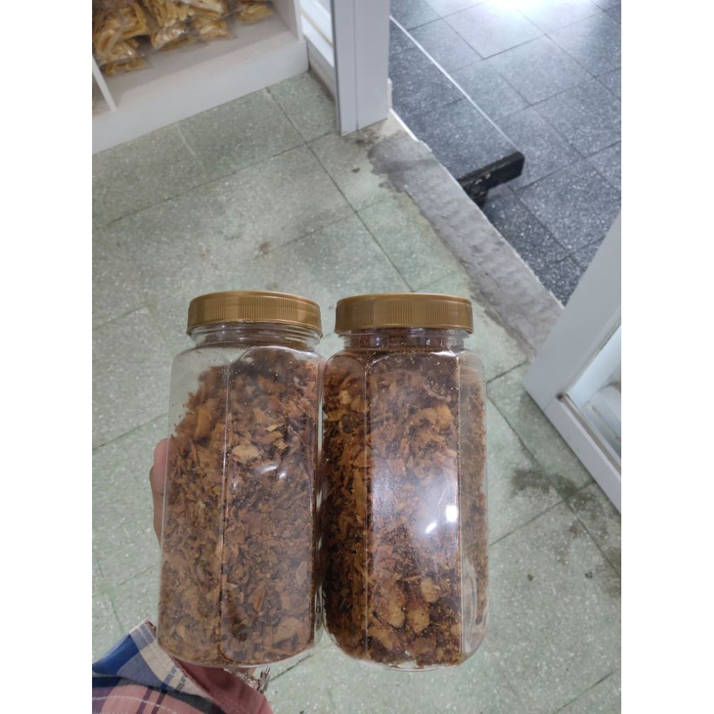 

Bawang goreng kemasan toples