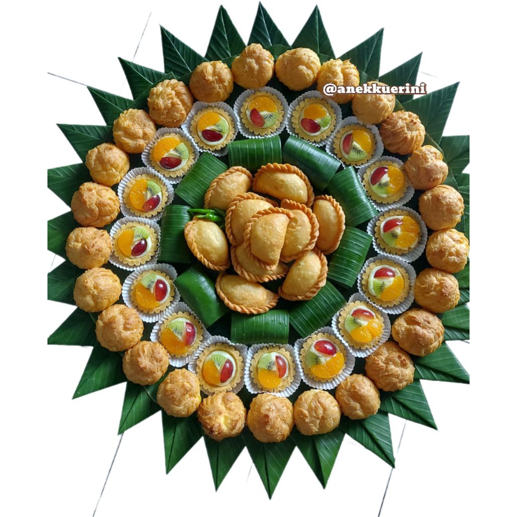 

KUE TAMPAH/ JAJANAN PASAR/ KUE TAMPAH MURAH