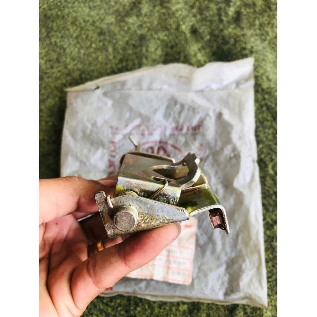 Lawan kunci kancingan jok honda astrea star prima grand impressa legenda original nos japan