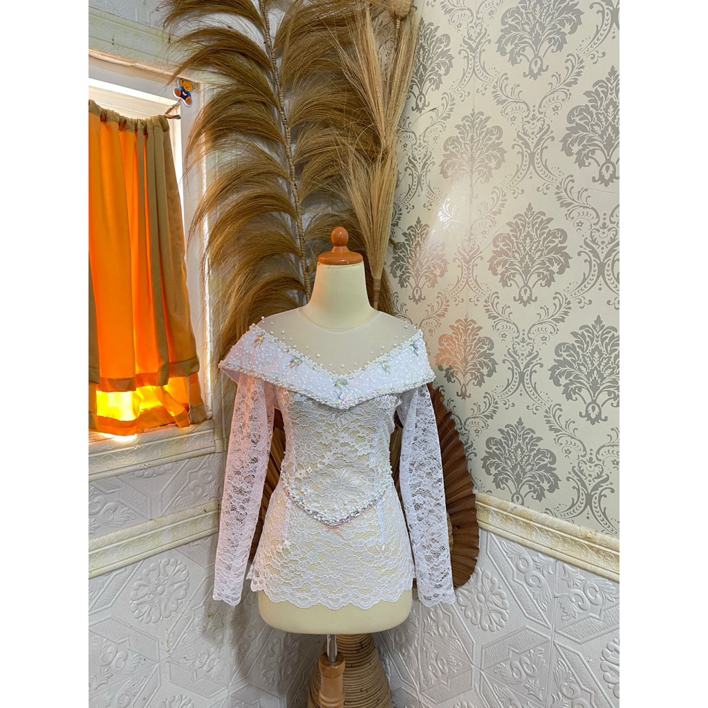 Kebaya modern hiasan Sabrina