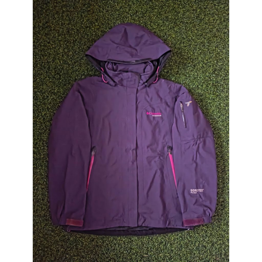 Jaket Columbia titanium goretex