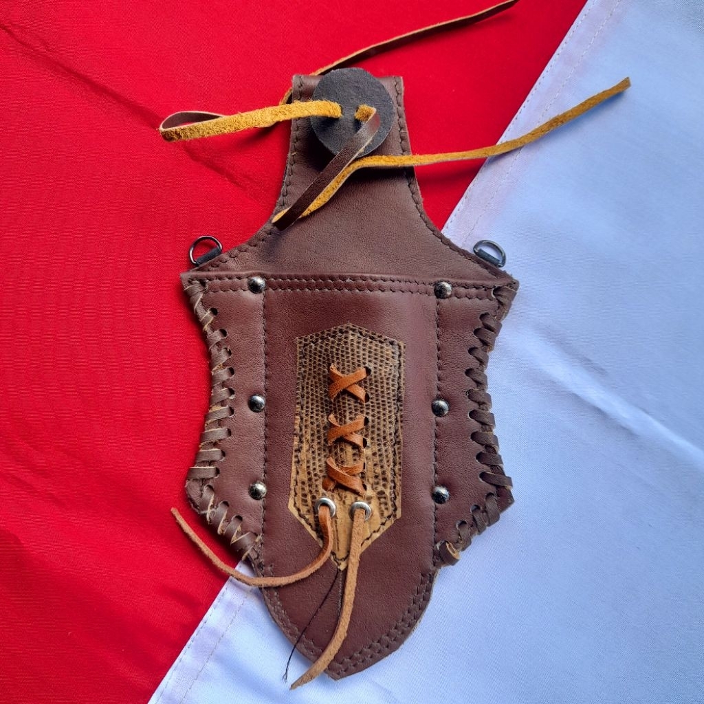 Anggar keris [ Gantungan keris no 113