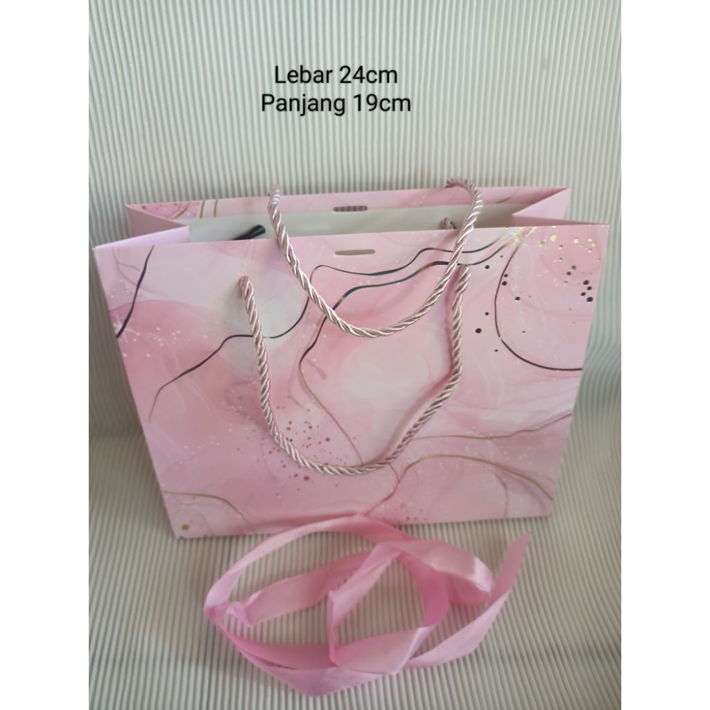 

Paper Bag Bahan tebal Uk. M