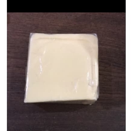 

Colatta White Chocolate Compound Rep 250gr