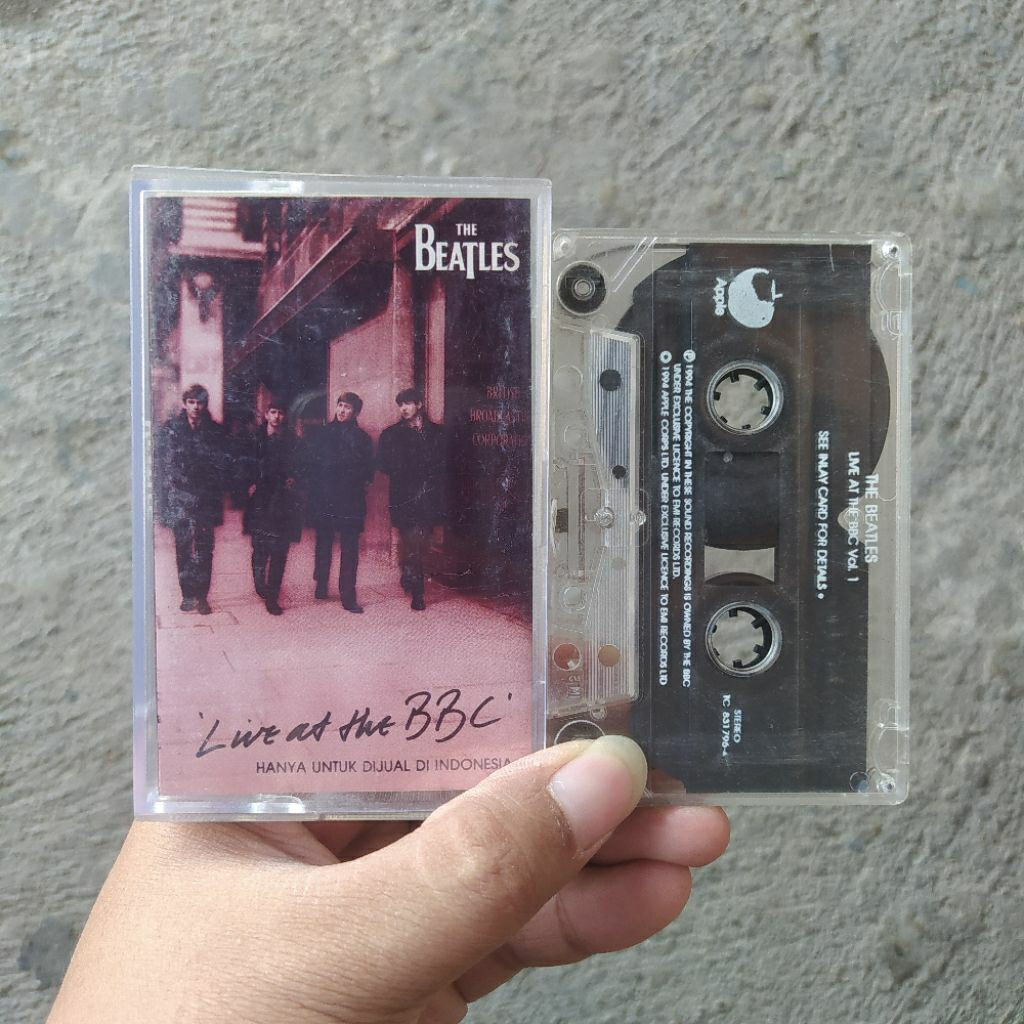 Kaset Pita The Beatles - Live At The BBC Vol. 1