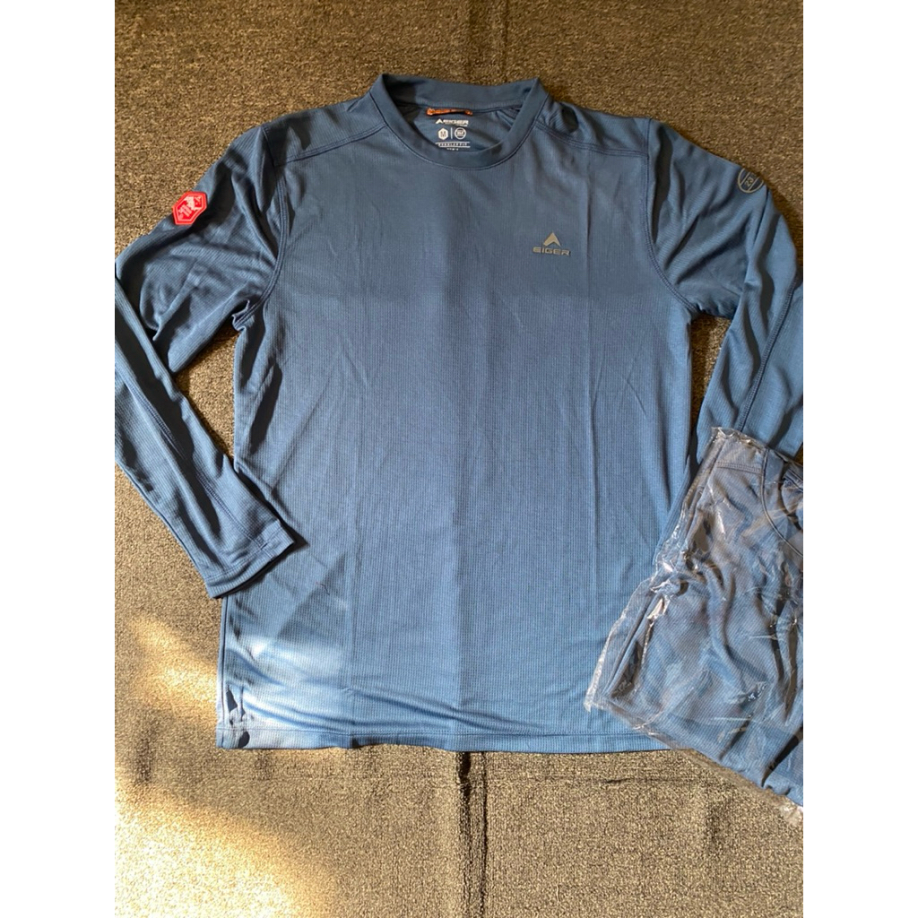 baselayer eiger x28 biru