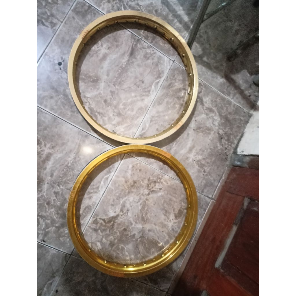 velg nagata 17 160 & rossi italy 185 kuning gold