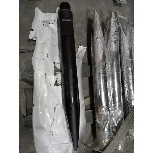 Chisel Paku Bumi SB81 / Cisel Breaker 20 Ton SB81