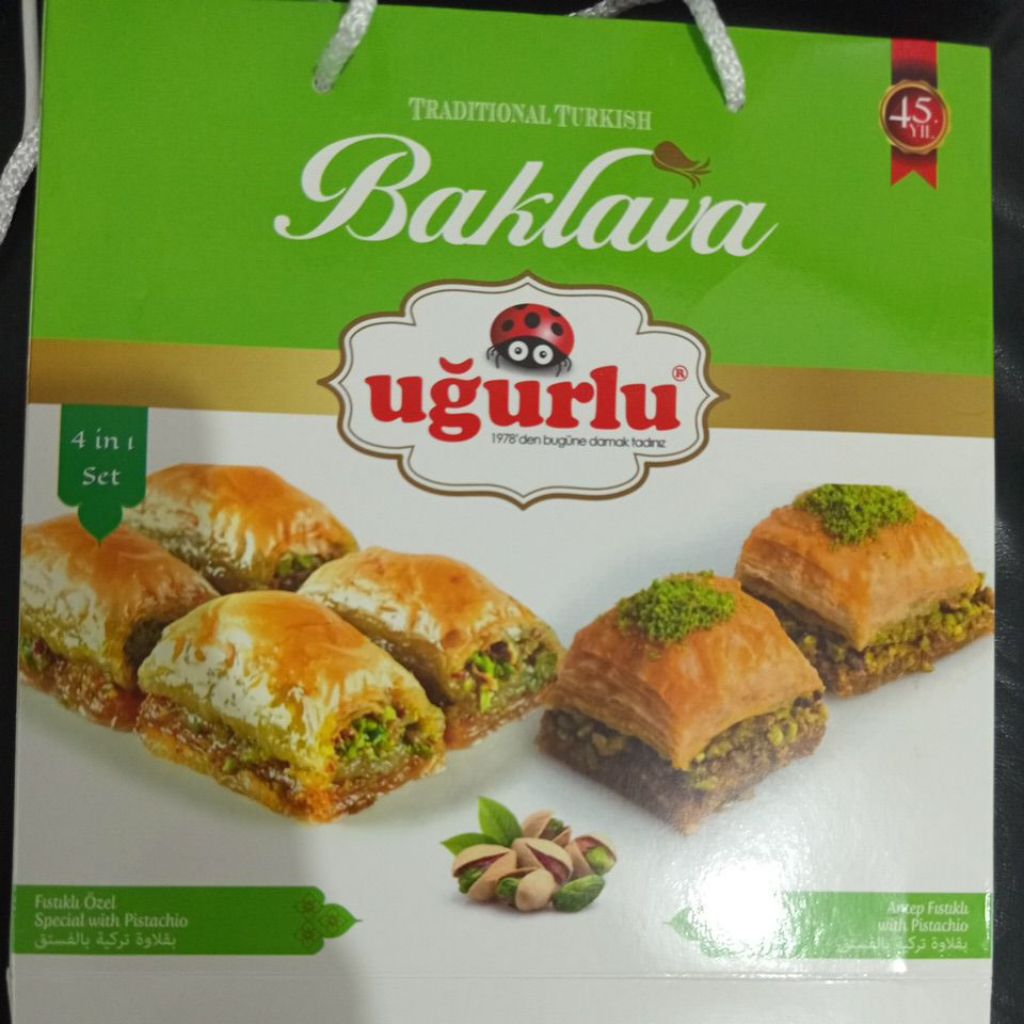 

baklava ugurlu isi 4 kotak ready di Indonesia