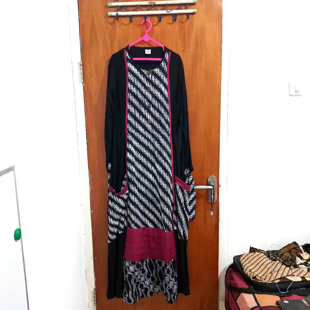 SOGAN BATIK NURUL HUDA DRESS SIZE M PRELOVED