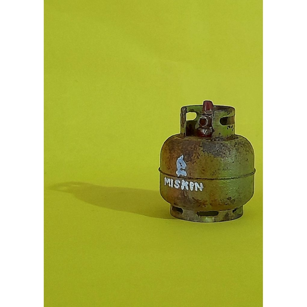 miniatur tabung gas