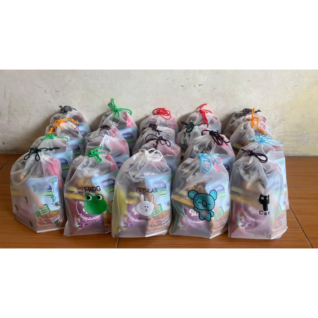

[SIAP KIRIM] READY STOK PARCEL SNACK ULANG TAHUN | PAKET SNACK 5.000 | SNACK POUCH MINI | PARCEL IDUL FITRI | MINI HAMPERS