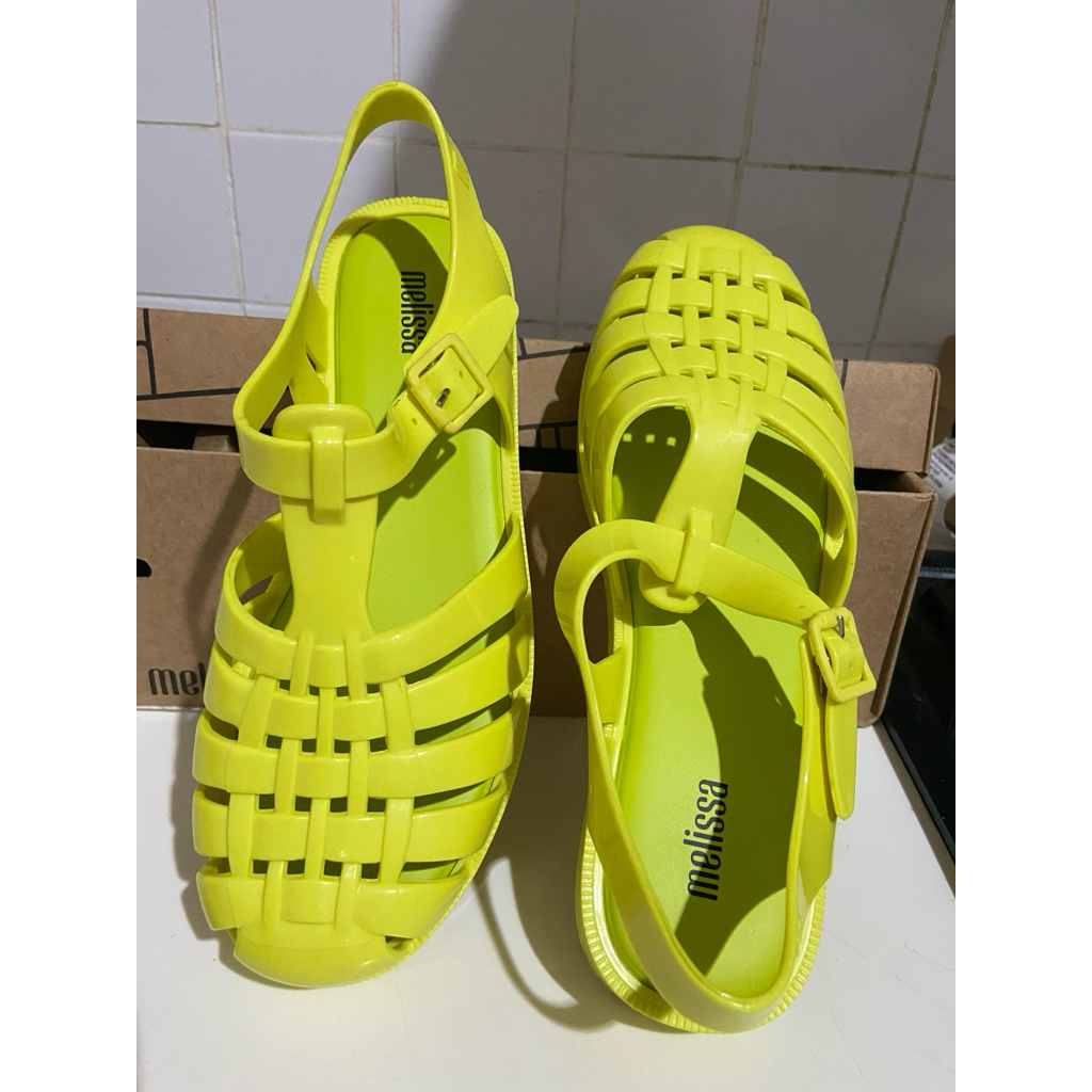 Melissa Possession Ad Lime
