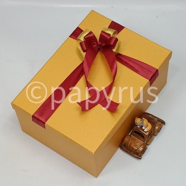 

PAPYRUS 25x35 Tinggi 15cm Kotak Kado Gift Box V1