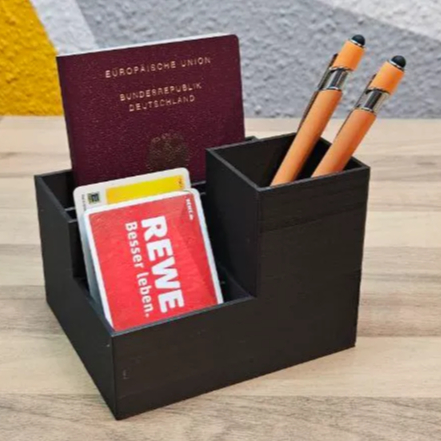 

Desk Organizer PLA 3D Print | Dudukan Pulpen, Kartu & Dokumen | Organizer Meja Minimalis & Fungsional