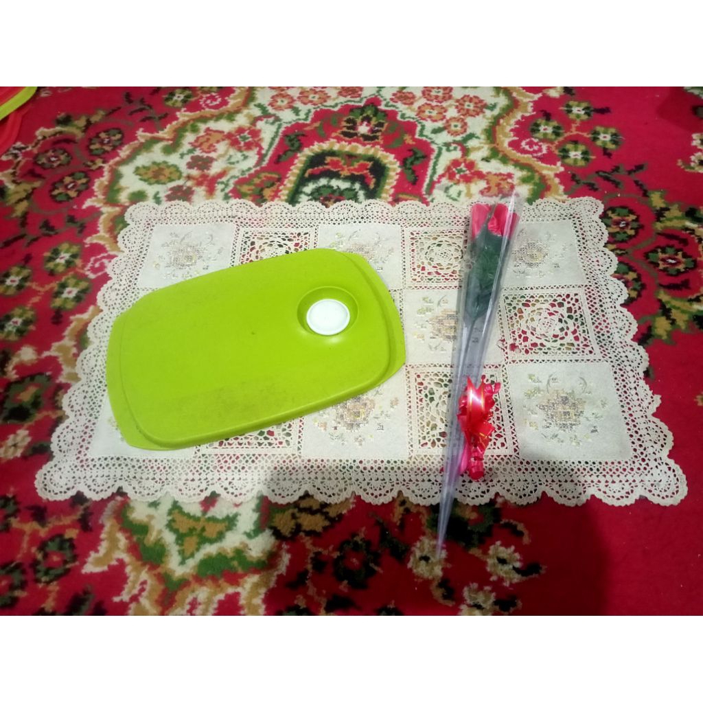 Seal BYO TUPPERWARE SECOND
