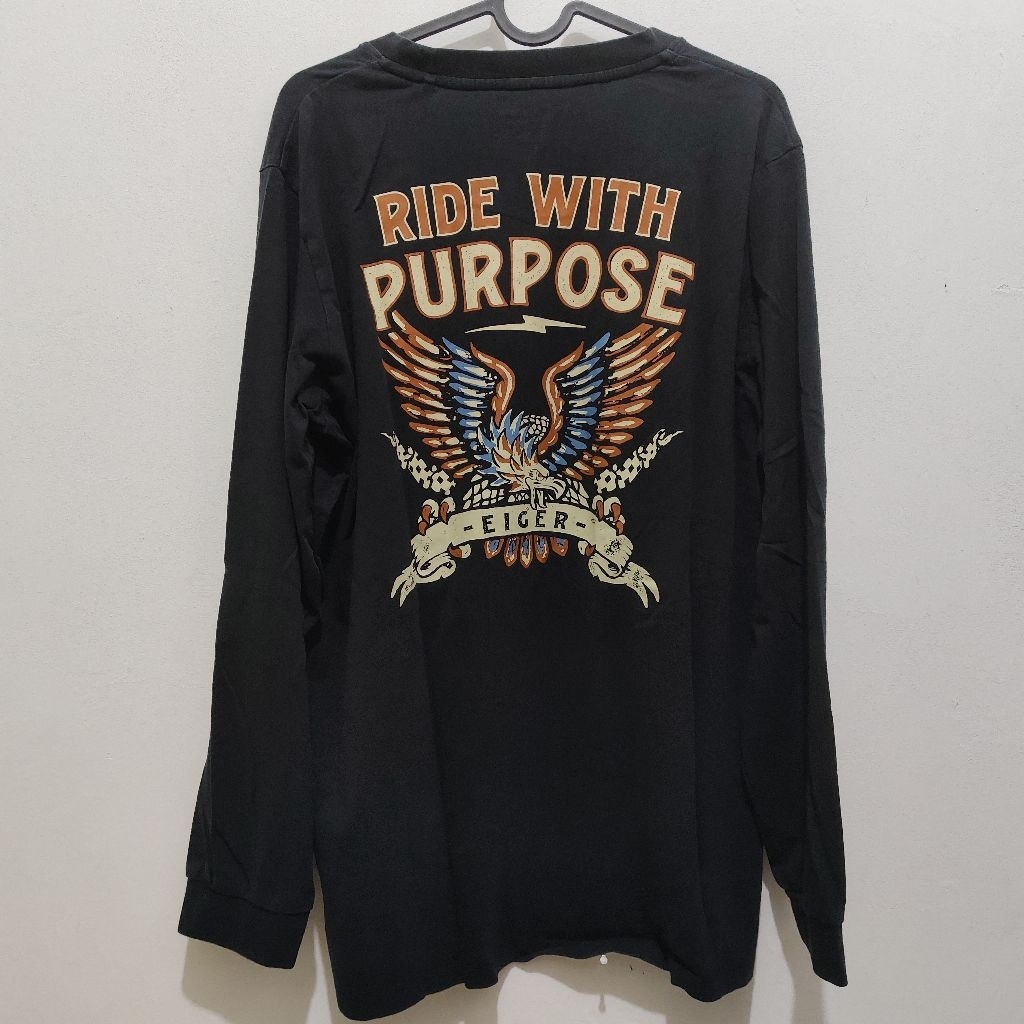 PRELOVED KAOS LENGAN PANJANG EIGER PRIA