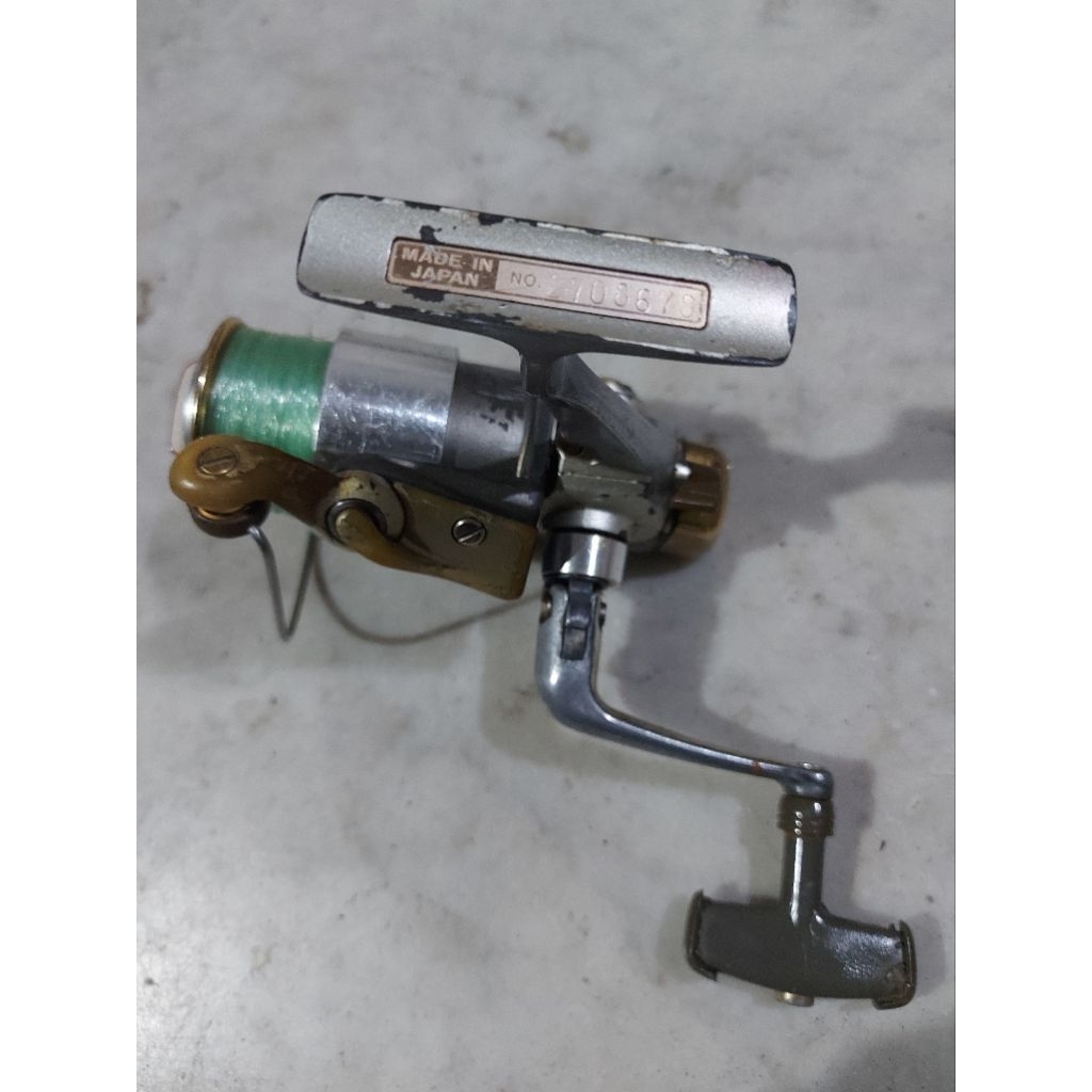 [Vintage] Reel Daiwa Tournament Z 2000 lt, made in japan, full metal body. [Second]