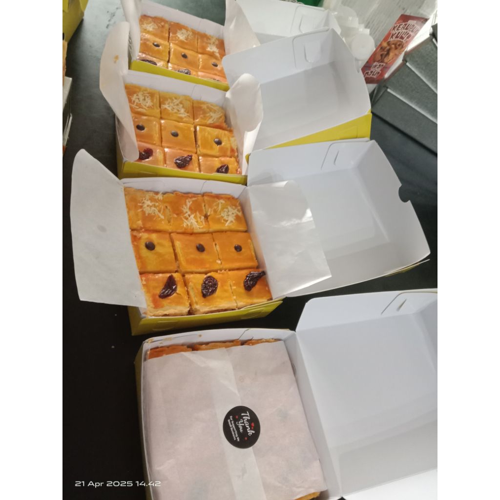 

Nastar Cake ukuran Kecil