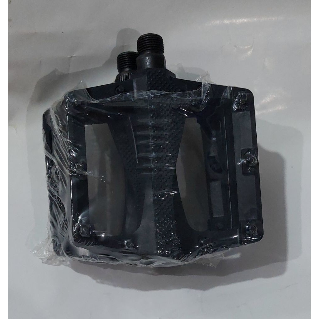 pedal sepeda bmx/mtb/pijakan kaki sepeda  As kecil dan As bessr