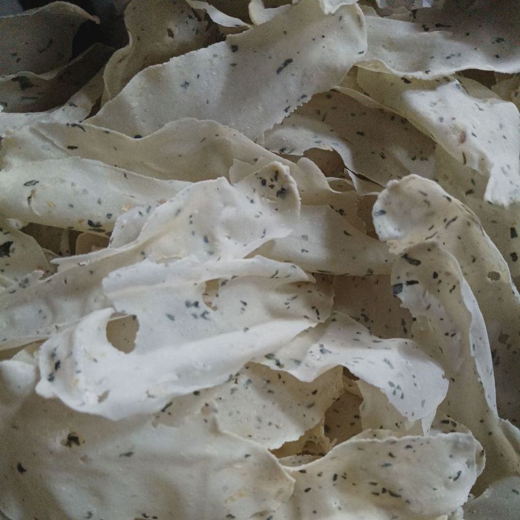 

Kerupuk Opak Ilat Mentah Khas Temanggung 400 gram