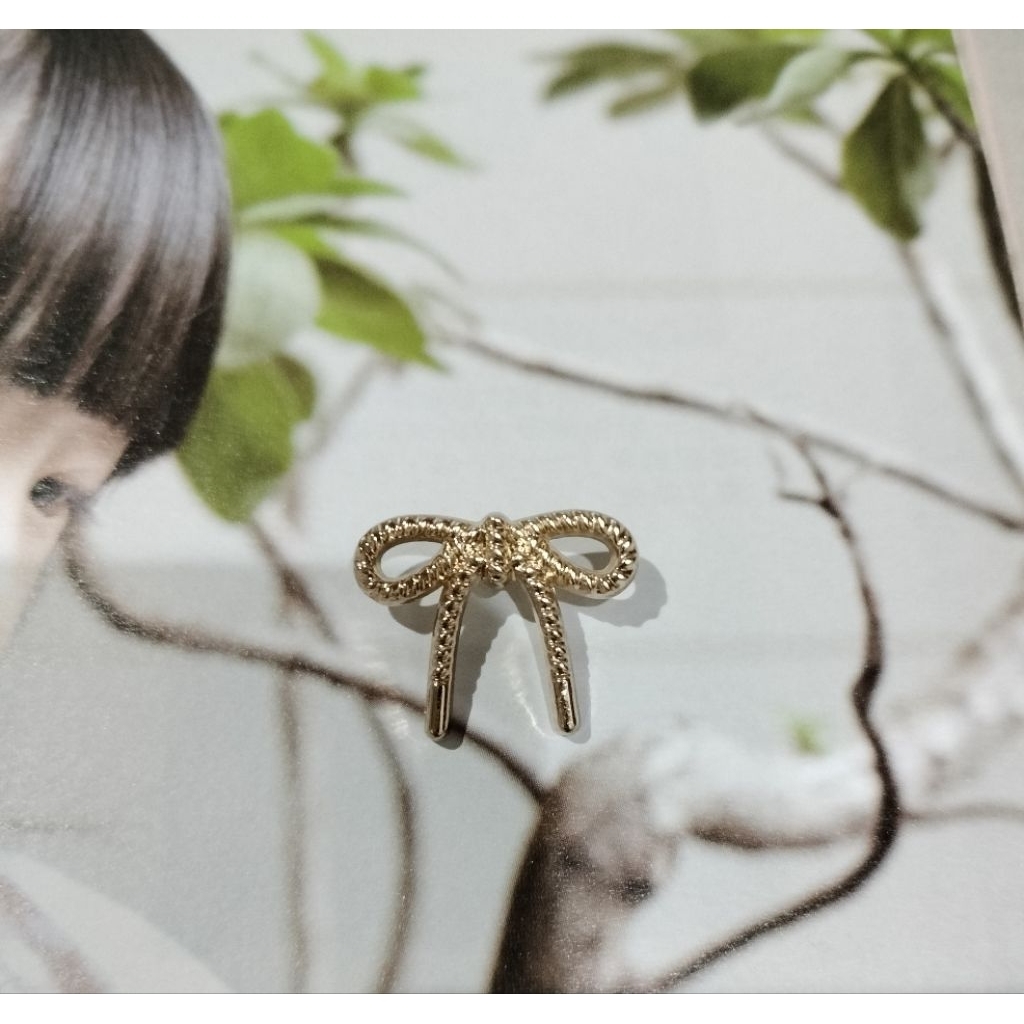 

Aplikasi Pita Emas size 19 mm (-+2 cm)