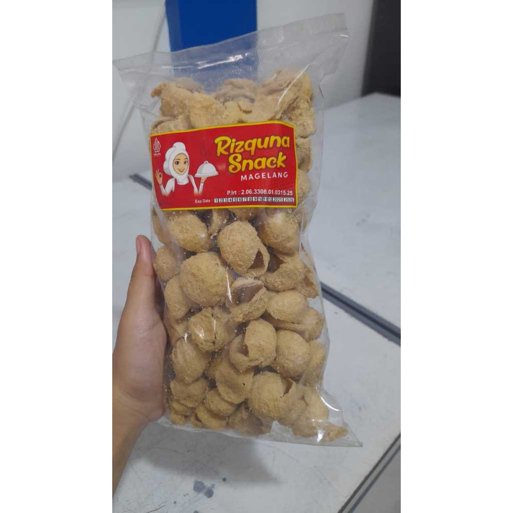 

Rizquna Tahu walik pouch