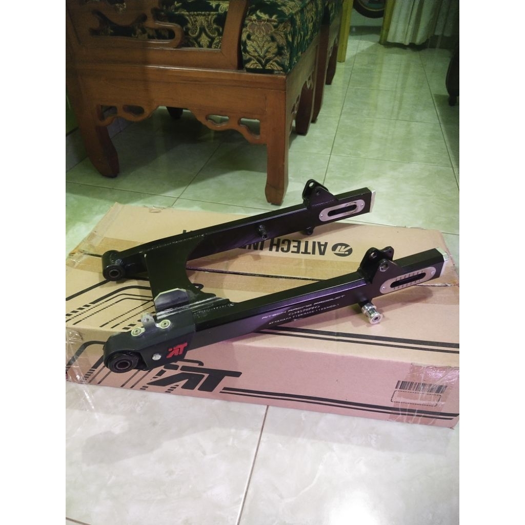 swing arm Aitech fizr