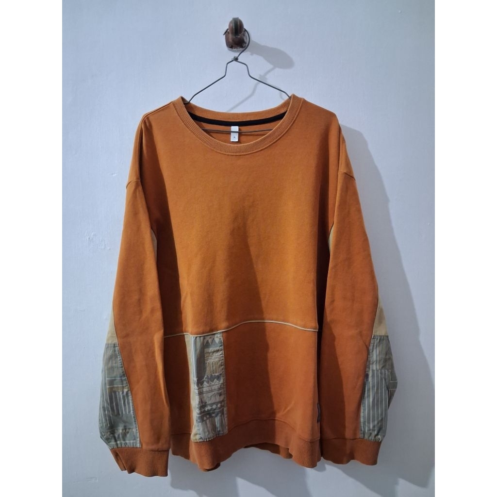 Crewneck Patchwork atau Sweater Oversized Patchwork