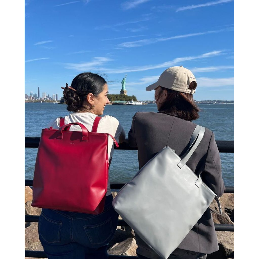 Tas Wanita Dobel Tri in wan selempang bisa gendong bisa untuk kerja untuk kuliah ukuran 40X12X30 pas