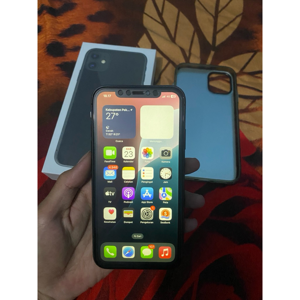Iphone 11 ibok internal 64gb
