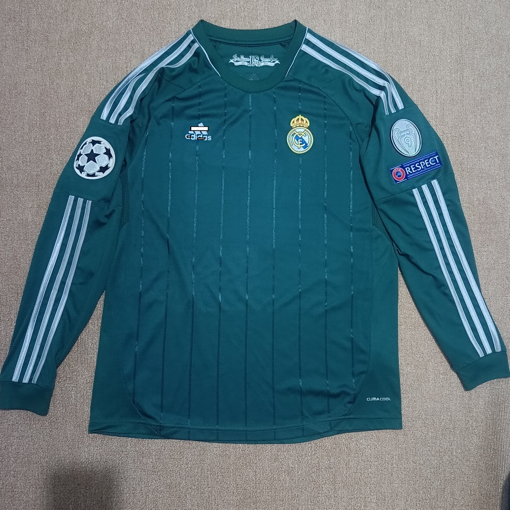 JERSEY RETRO REAL MADRID 3RD 2012-2013 (SPONSORLESS) LONG SLEEVE BAJU BOLA RETRO REAL MADRID 3RD 201