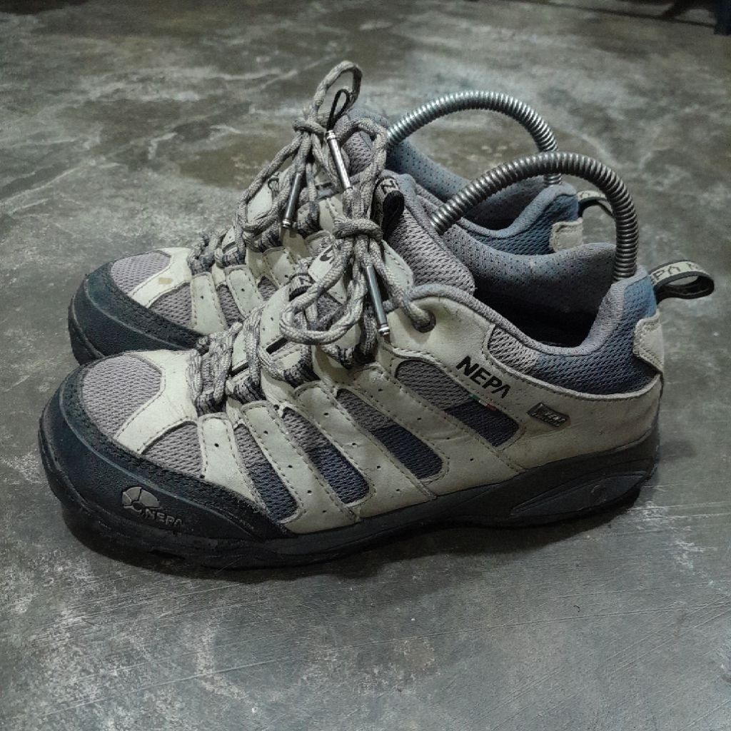 NEPA X VENT OUTDOOR HIKING SHOES KHAKI BLACK