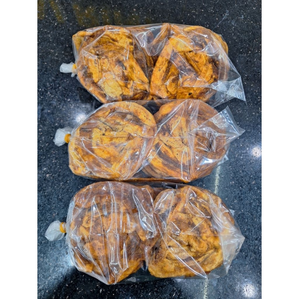 

Rakik Pisang — Sanjai Rina