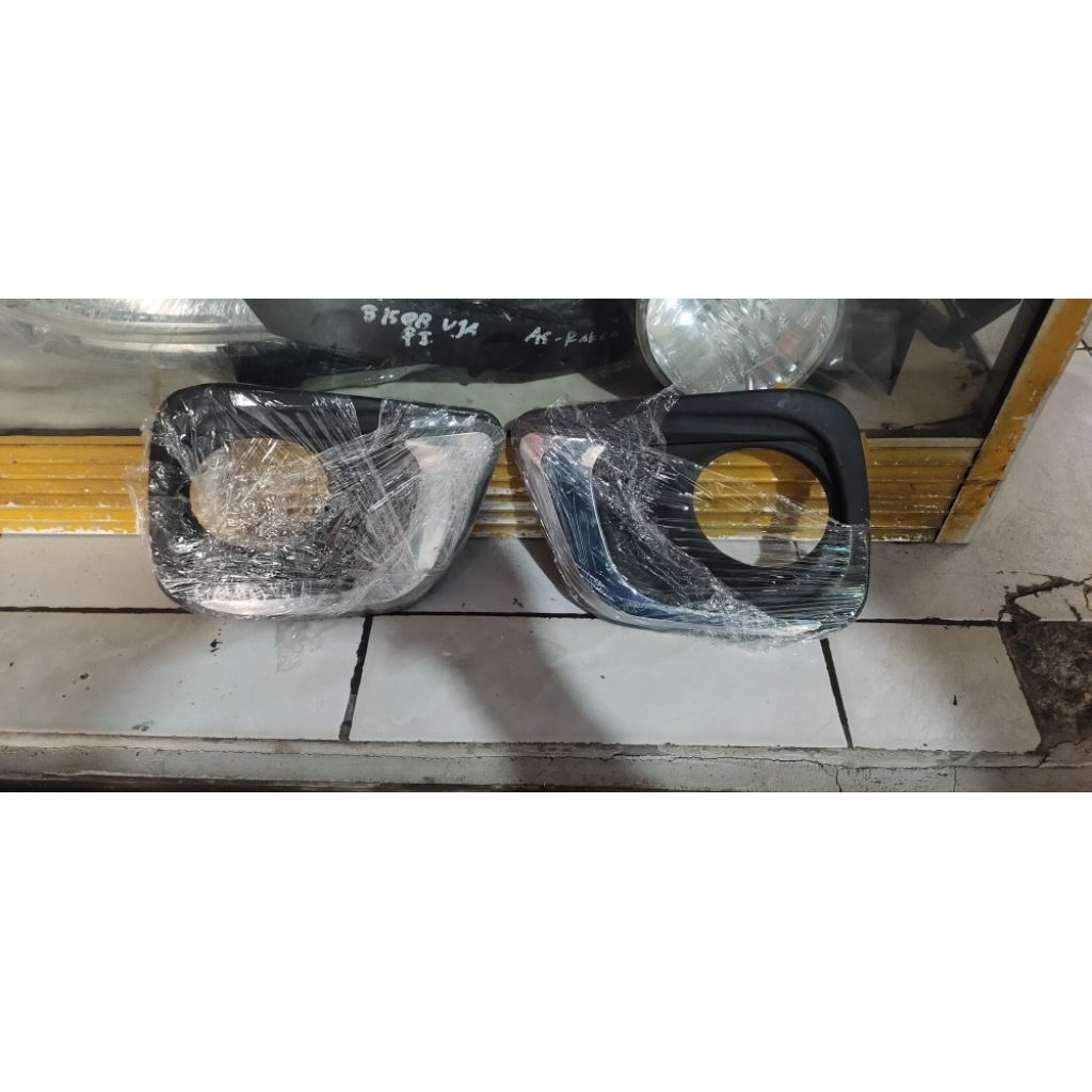 cover foglamp Yaris 2012 2014 bapao