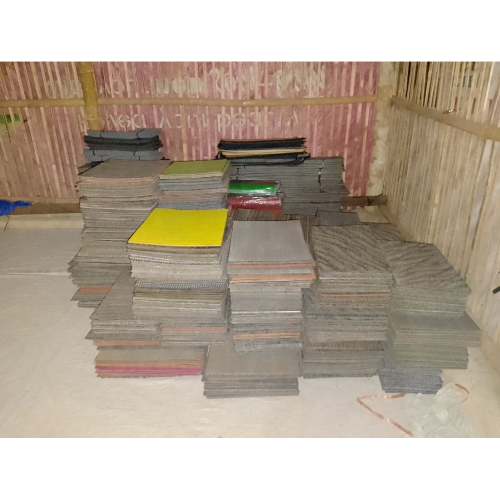 KARPET TILE UKURAN 50X50
