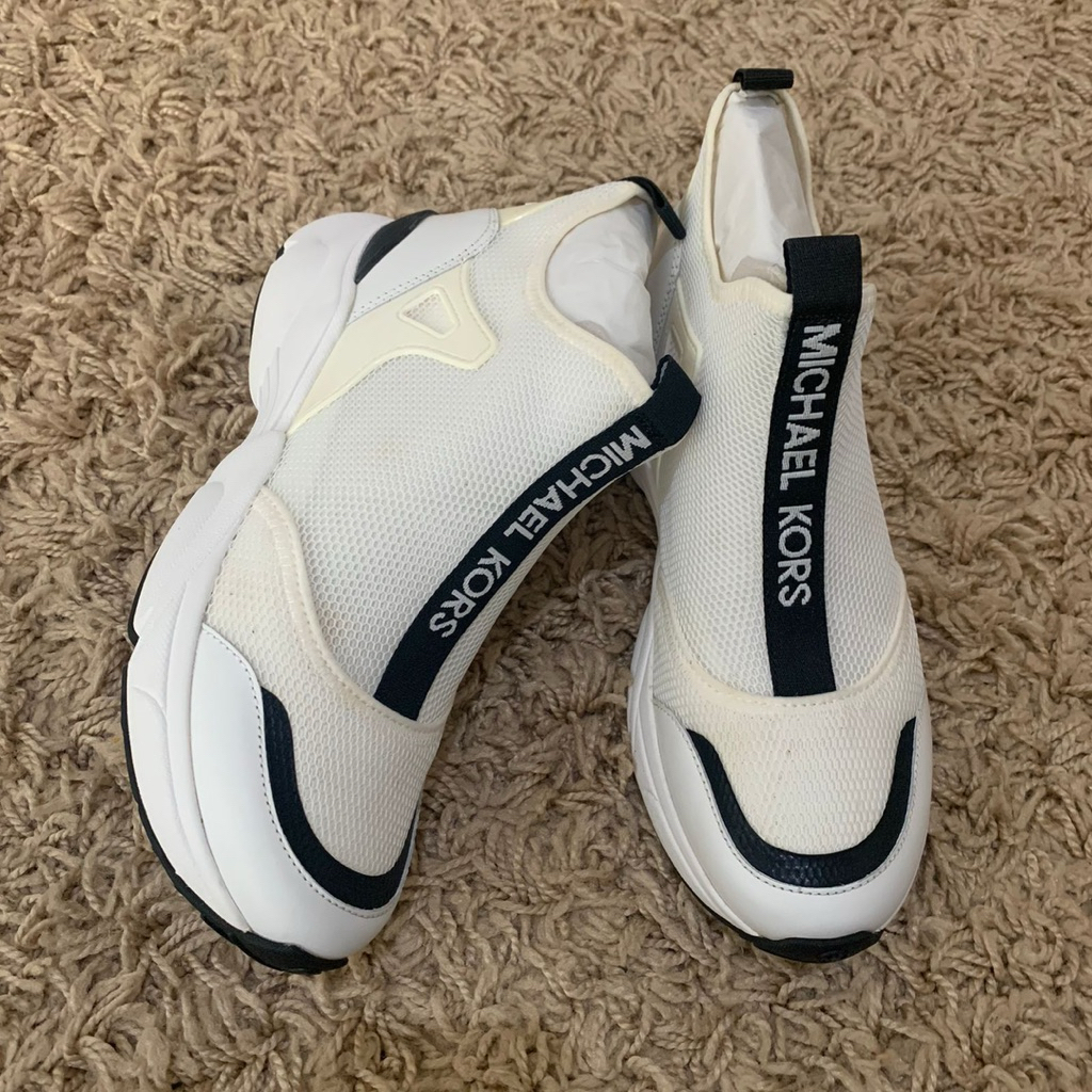 Size 9 | Michael Kors MK Willow Scuba And Leather Slip-On Trainer White Chessa