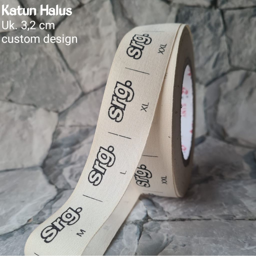 

(lebar 3,2cm)label katun halus label baju custom label hijab label pakaian label baju murah label custom label