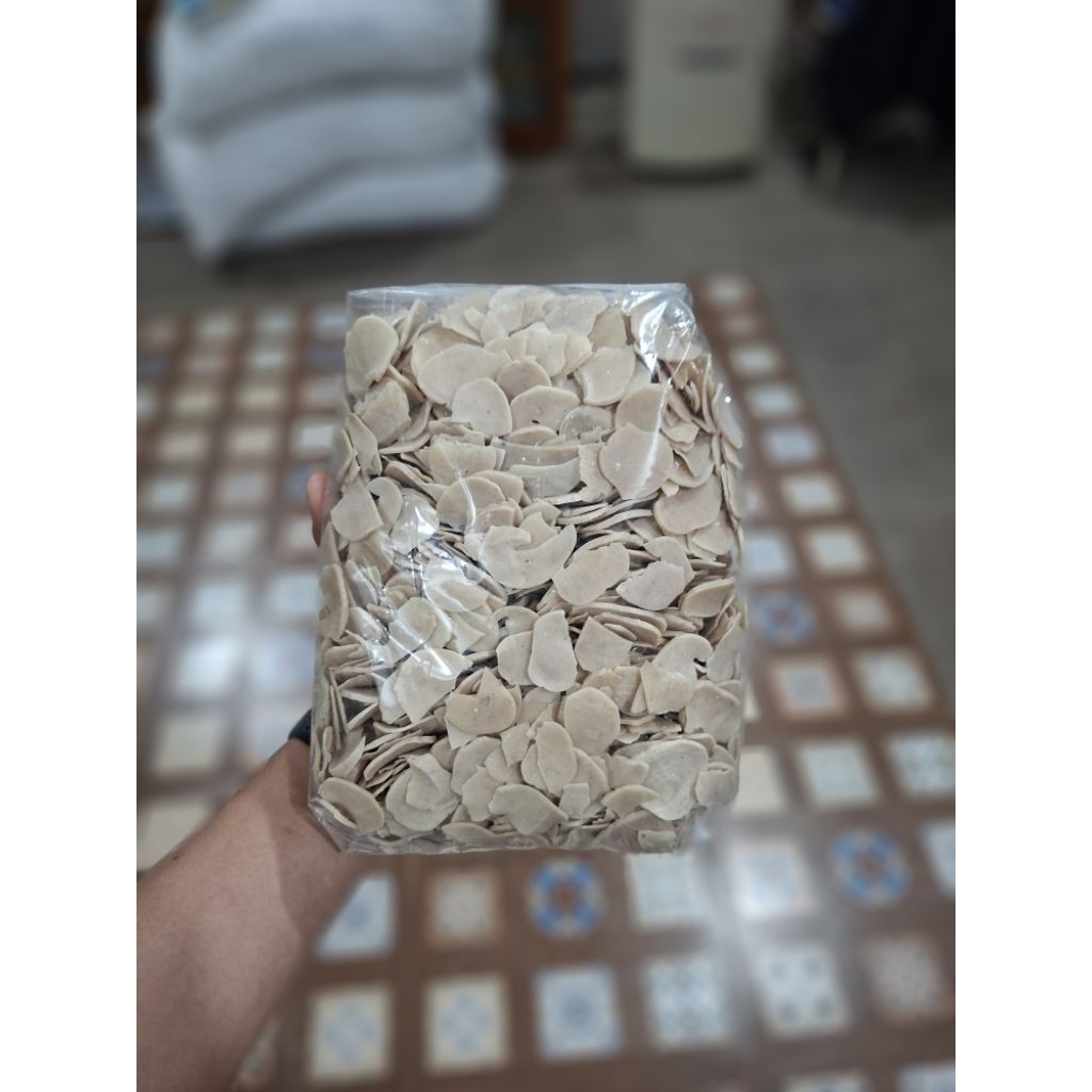 

kerupuk jengkol dan kakap