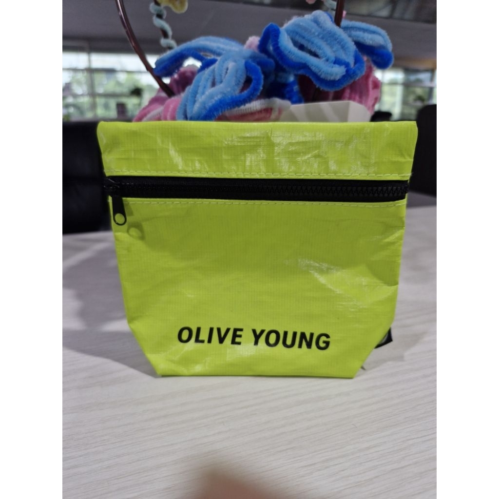 Pouch Masker Olive Young Korea