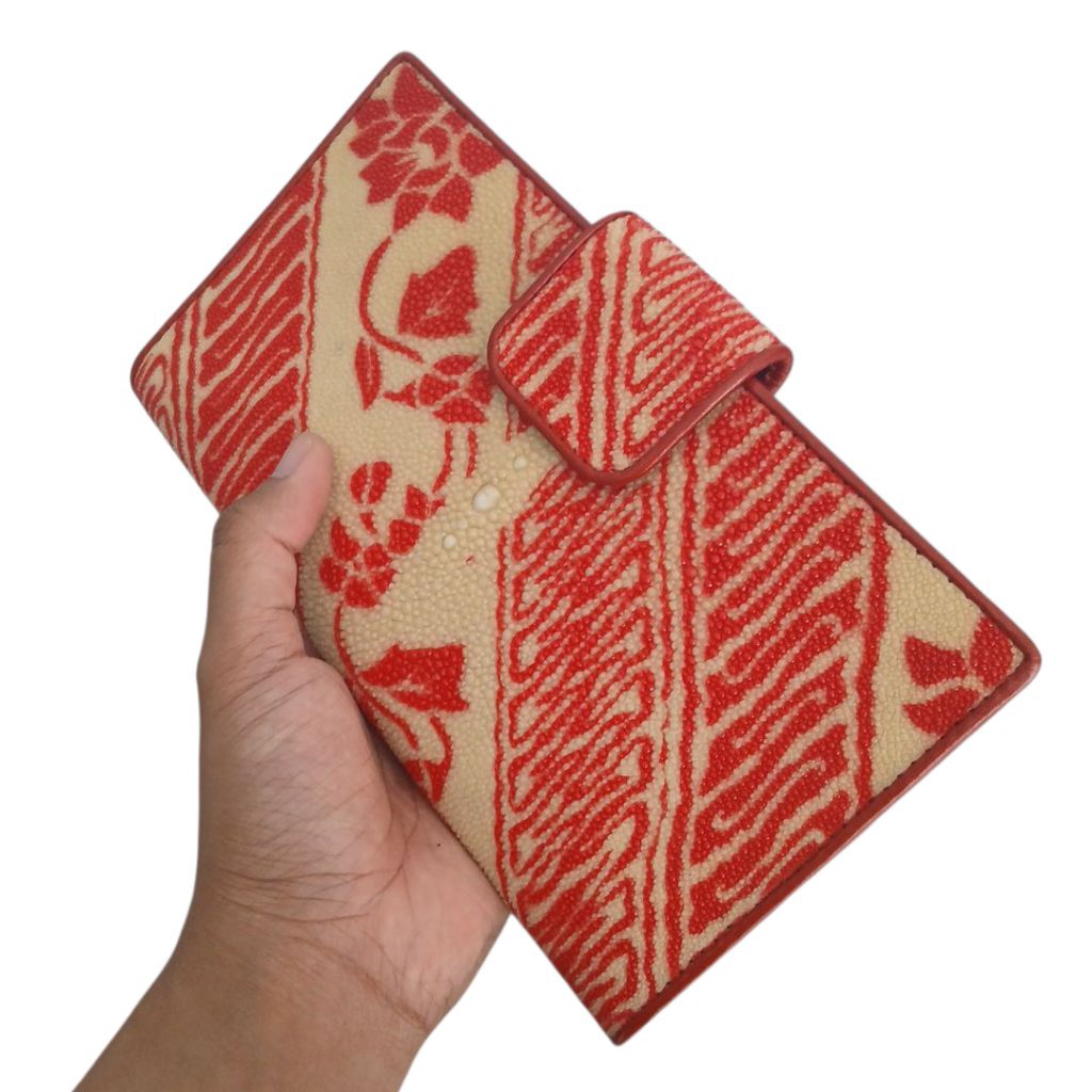 Pariradja Dompet Wanita Kulit Ikan Pari Dengan Kancing | Dompet Kulit Ikan Pari Asli