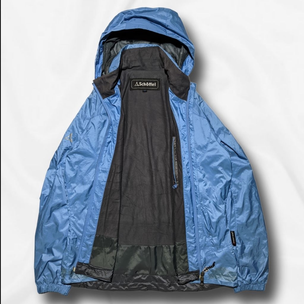 jaket outdor outfit tektok biru laut  size M PERTEX