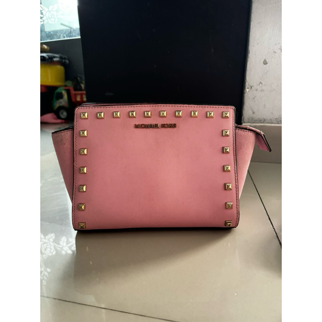 MK preloved