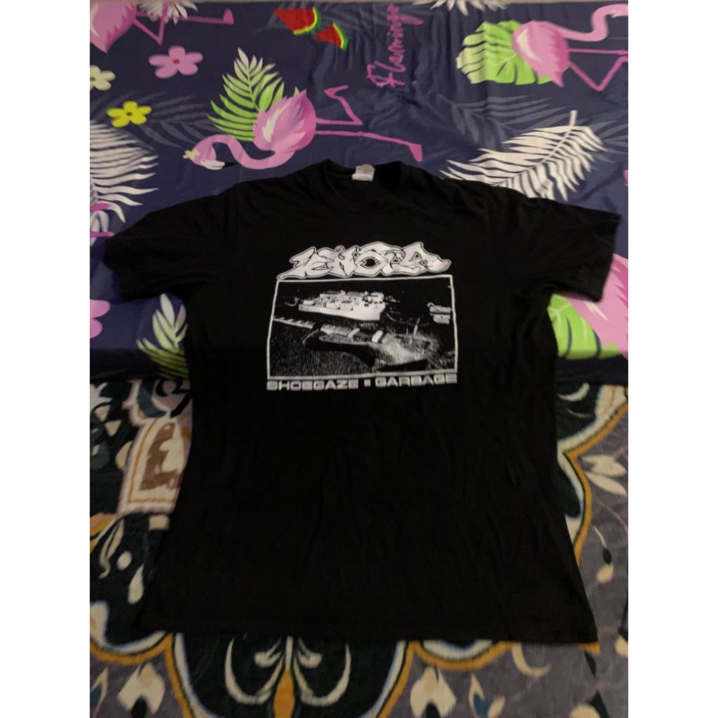 ENOLA T-shirt SHOEGAZE = GARBAGE