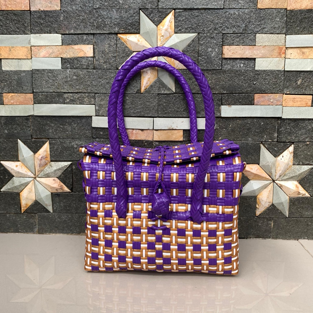 

Tas Jali Xs Box Ukuran 20x10 Tinggi 17 Muat 1-2kg Tas Wanita