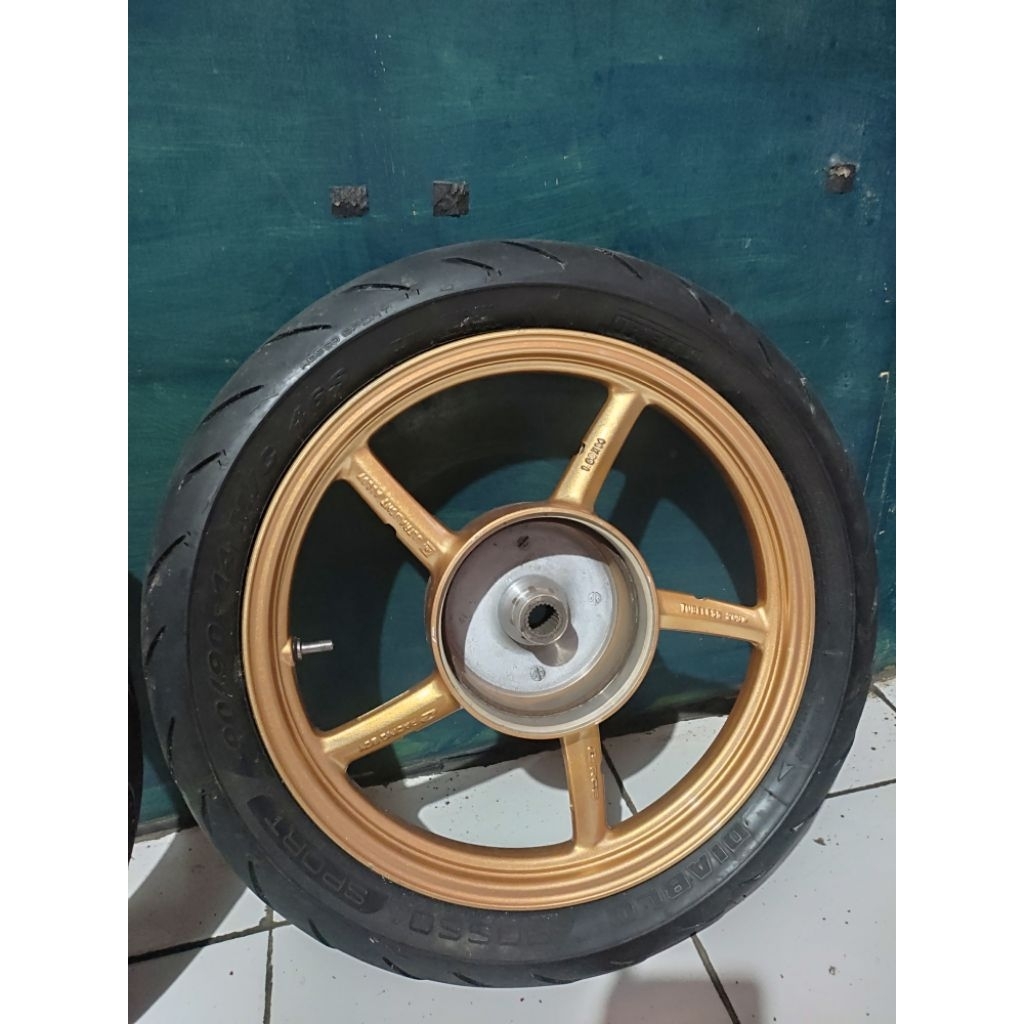 Rcb ori set ban pirelli diablo rosso sport pnp matic honda 110