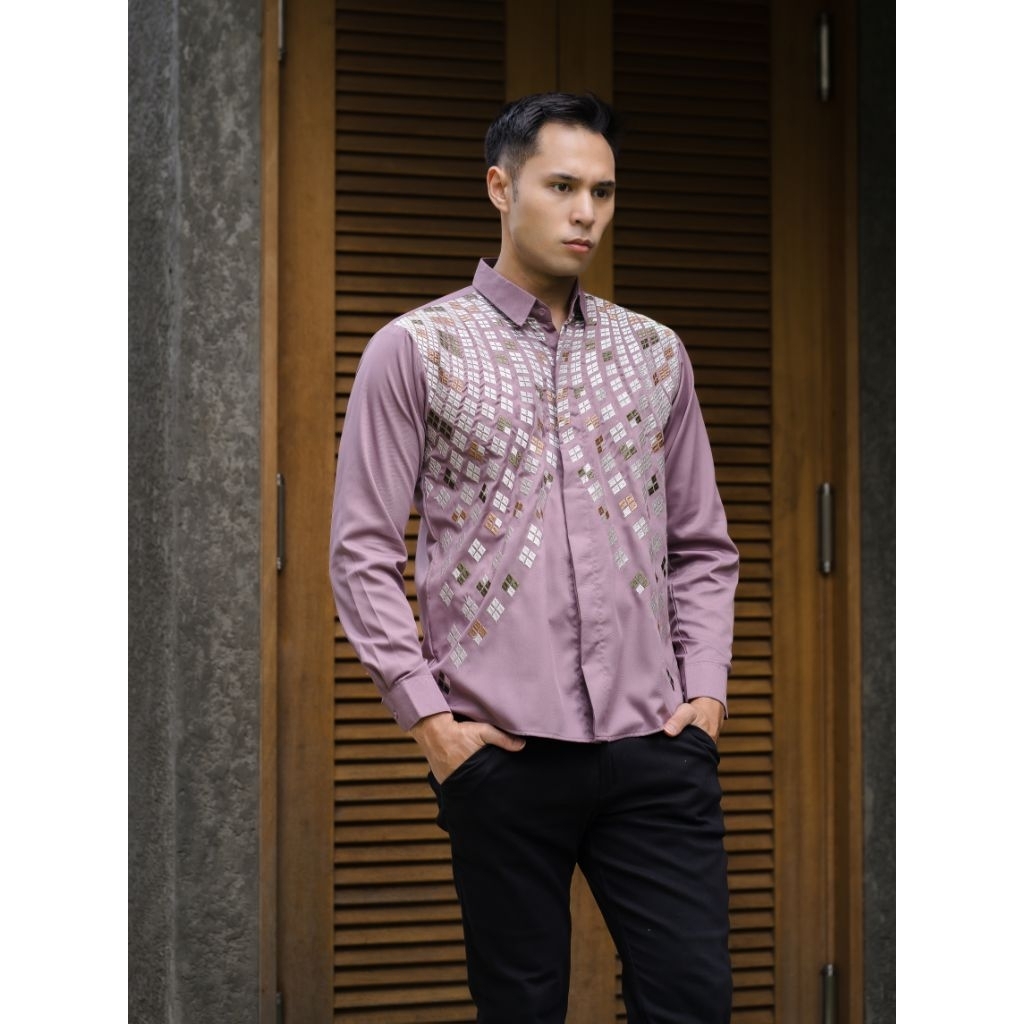 Kemeja Bordir Pria NUC.ID Raditya 05 (Dusty Purple)