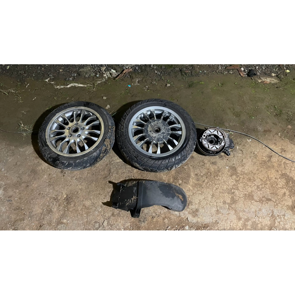 upsize ring 12 original velg sprint vespa matic lx / vespa s 3V/iget pnp